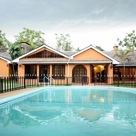 Magnolia Pine Bed & Breakfast ไนโรบี ภายนอก รูปภาพ