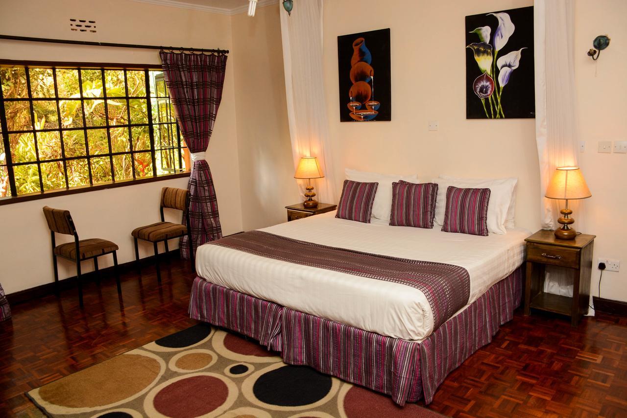 Magnolia Pine Bed & Breakfast ไนโรบี ภายนอก รูปภาพ