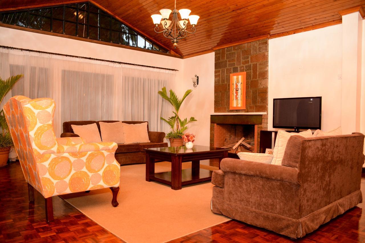 Magnolia Pine Bed & Breakfast ไนโรบี ภายนอก รูปภาพ