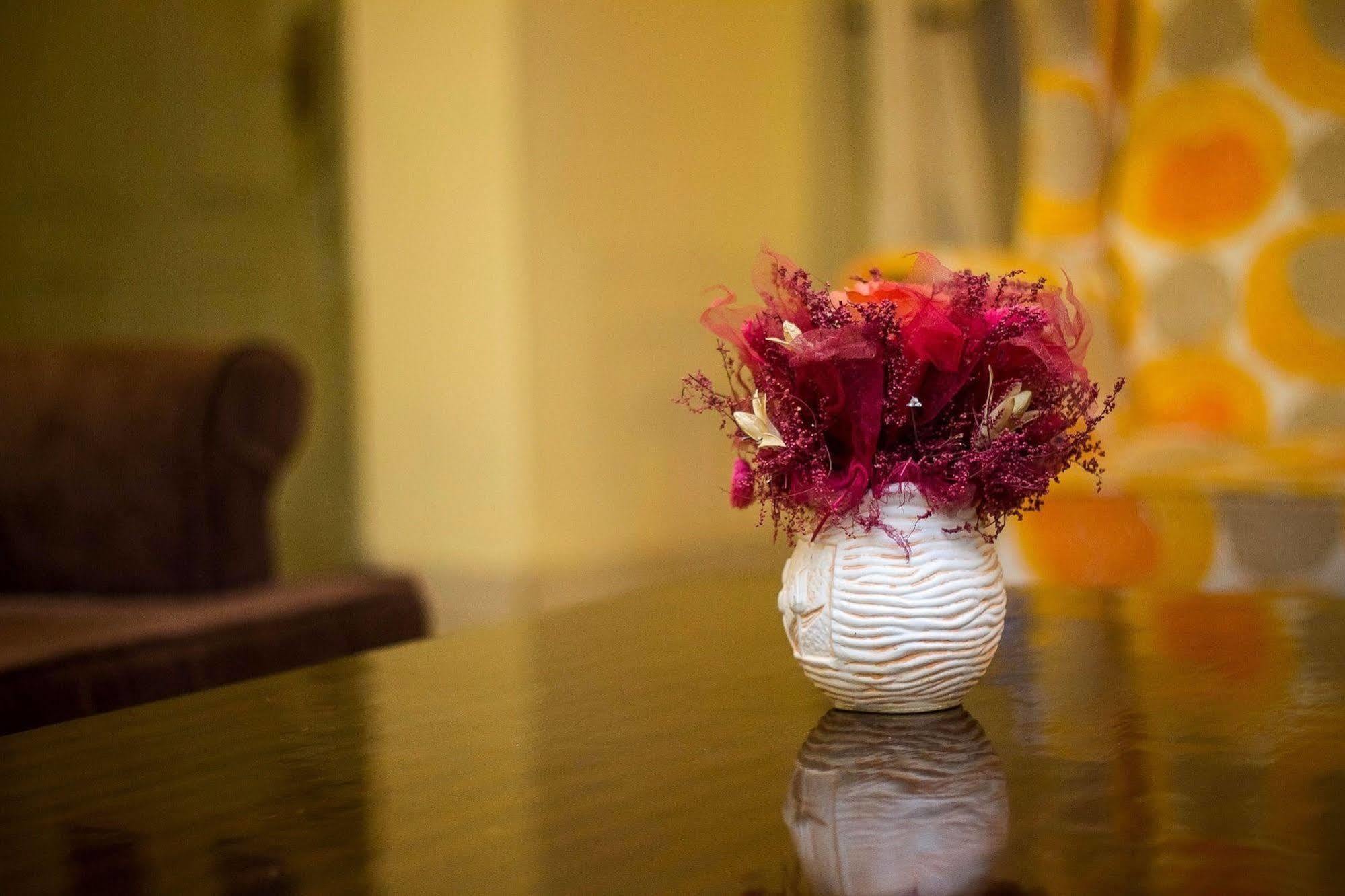Magnolia Pine Bed & Breakfast ไนโรบี ภายนอก รูปภาพ