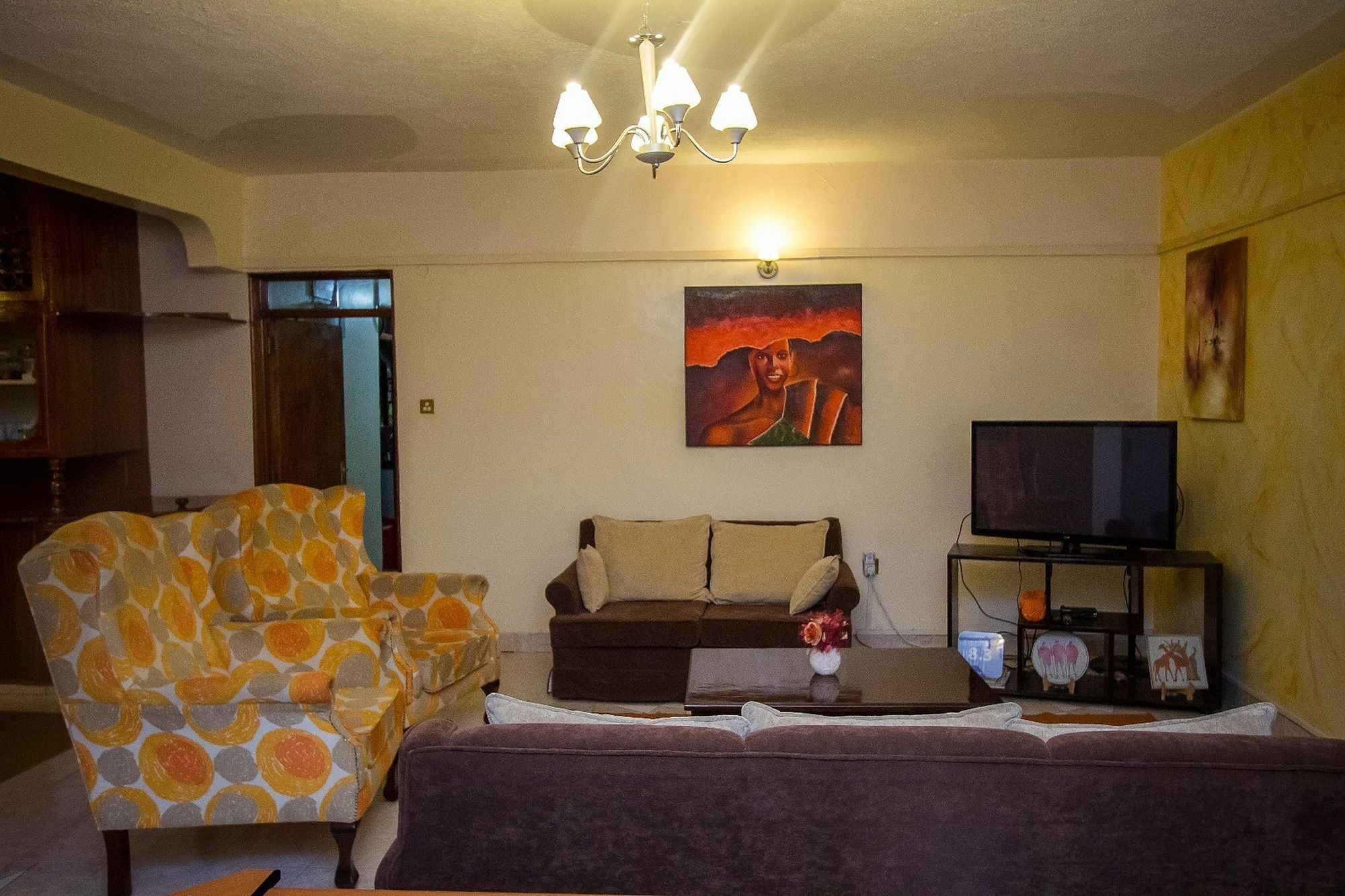 Magnolia Pine Bed & Breakfast ไนโรบี ภายนอก รูปภาพ