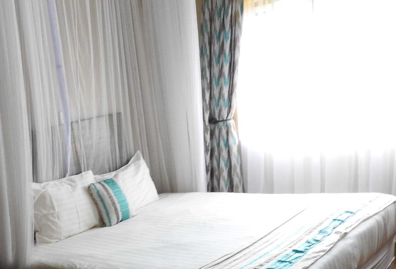 Magnolia Pine Bed & Breakfast ไนโรบี ภายนอก รูปภาพ